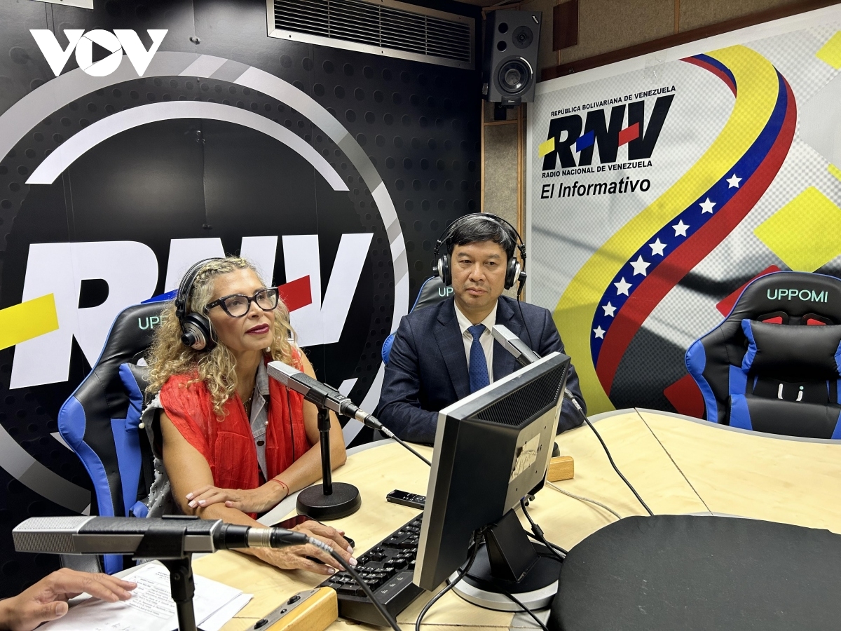 VOV enhances cooperation Venezuela media partners